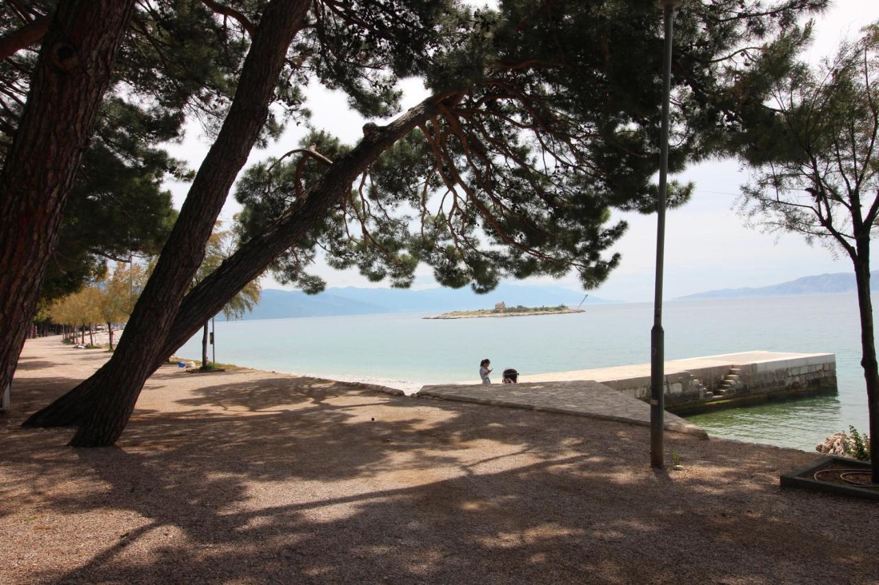 Apartmens Adriana Novi Vinodolski Esterno foto